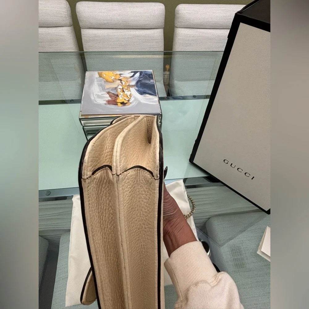 Authentic Gucci Beige Leather Shoulder Bag-Retails $2995